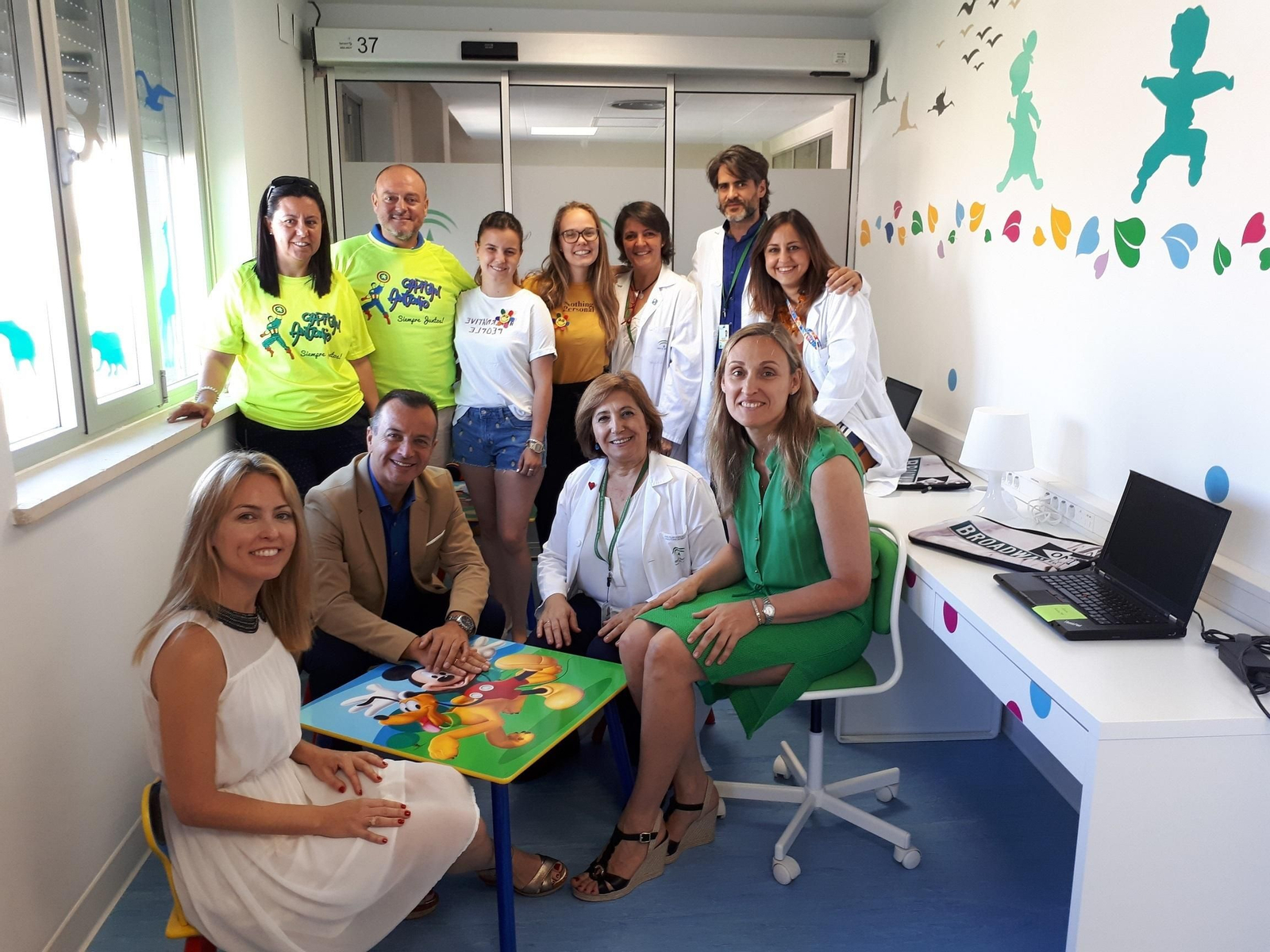 Inauguración de una ludoteca.