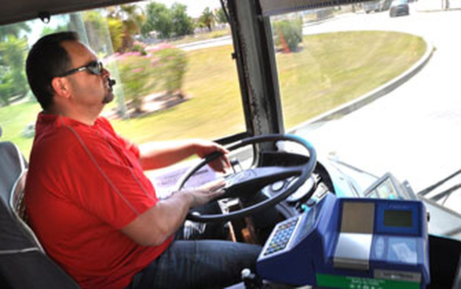 Un viaje en autobús con parada hacia la huelga y la desesperación