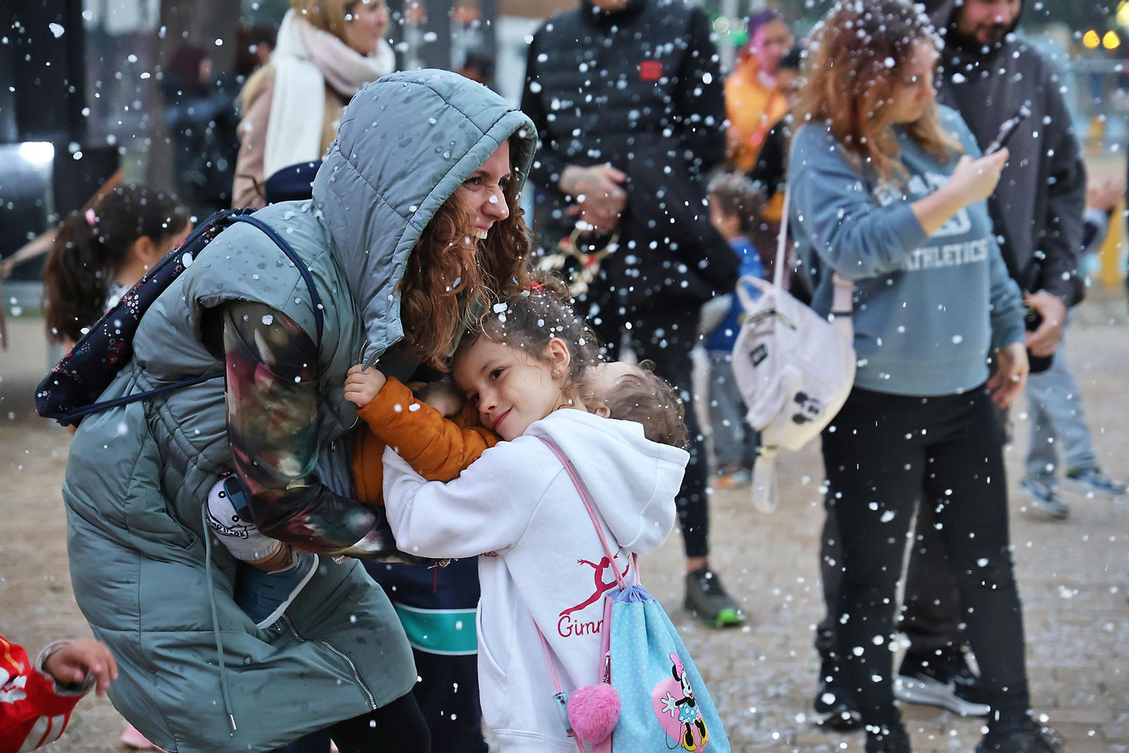 Imágenes de la nevada en el Convento de las Oblatas