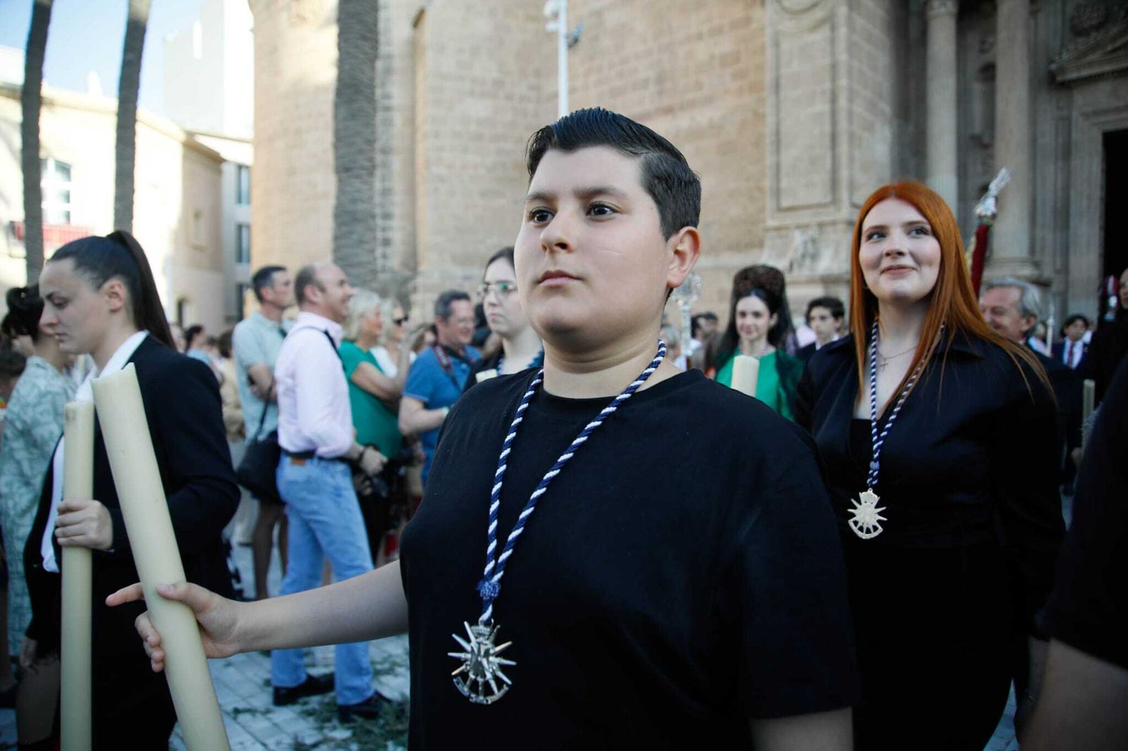 Imágenes de la procesión del Corpus Christi en Almería: así han sido la misa y la posterior marcha por la capital