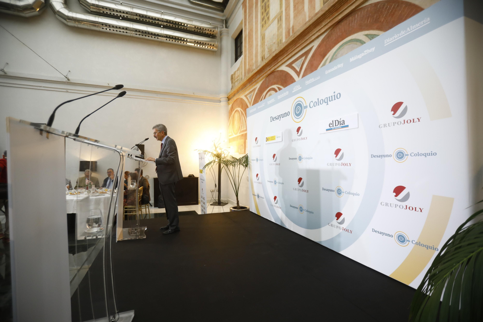 El desayuno-coloquio de El Día con el presidente de Enresa, José Luis Navarro, en imágenes