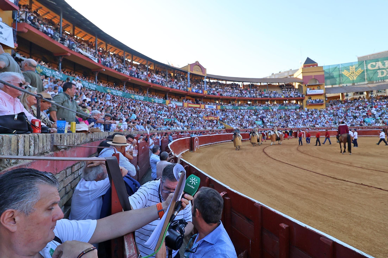 Búscate en la Plaza de Toros La Merced en el Festejo del sábado 2 de agosto
