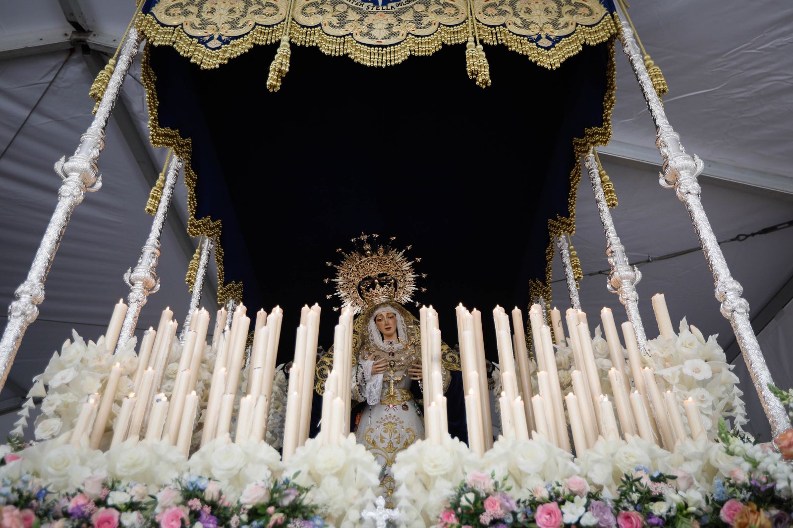Mira como la cena sale a las calles de Almería tras las lluvias
