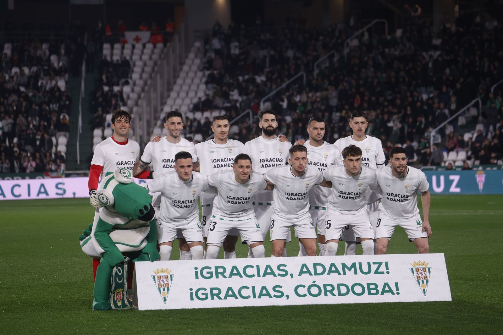 Las mejores fotos del ambiente en El Arcángel para el Córdoba CF - Valladolid