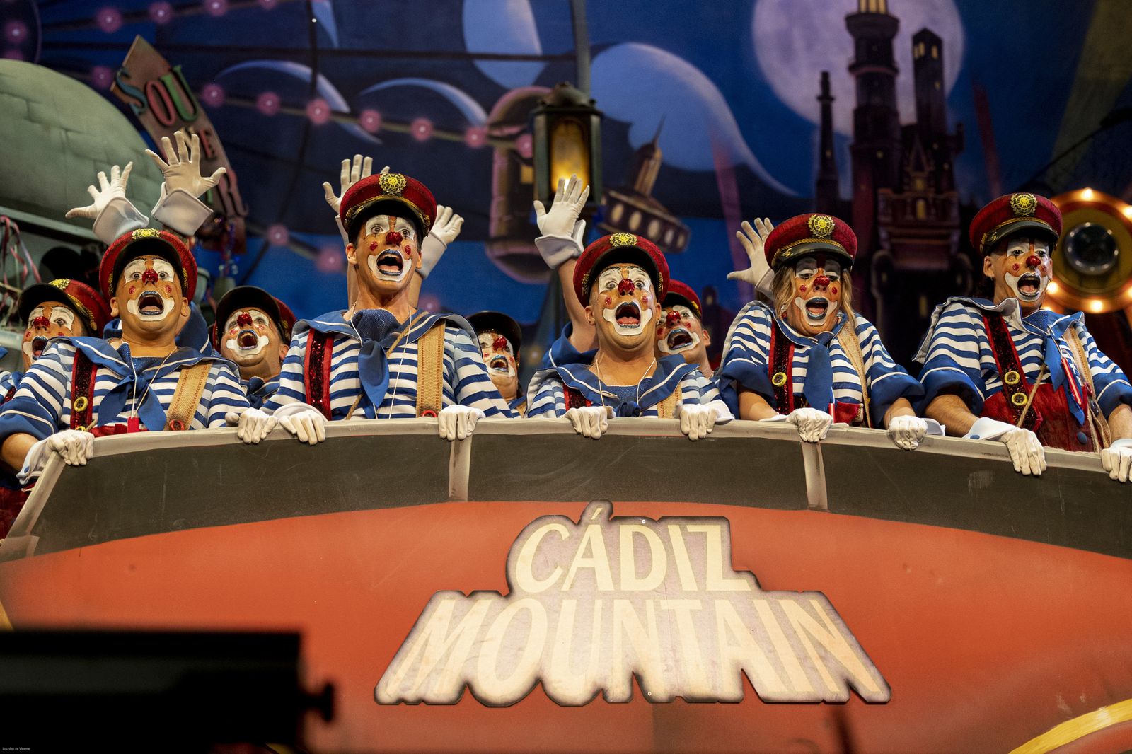 Comparsa 'Y seguimos cantando'