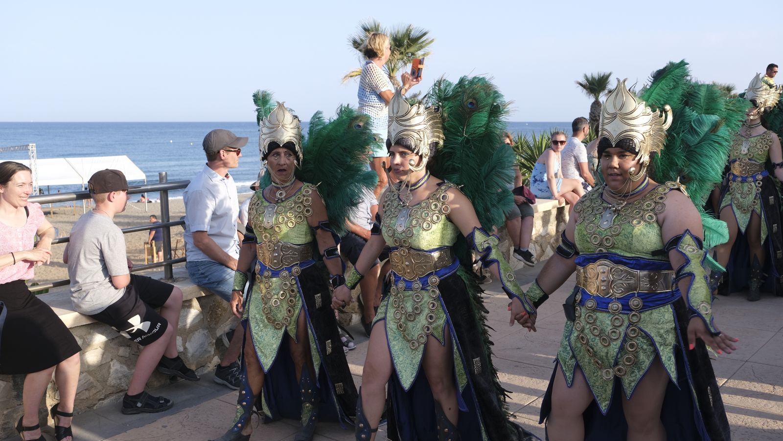 Imágenes de la carrera de cintas a caballo en las Fiestas de Moros y Cristianos de Mojácar