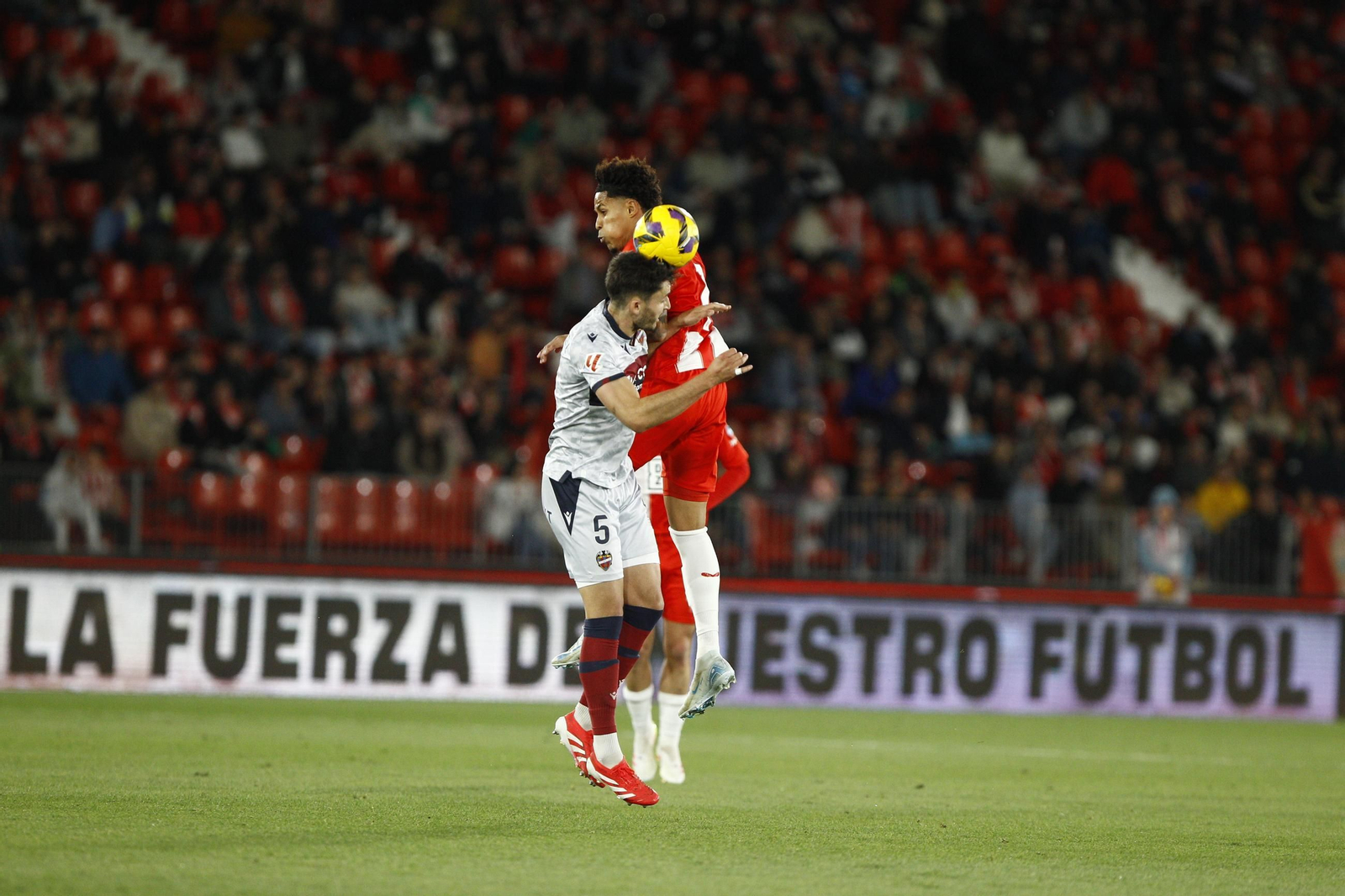Las mejores imágenes del partido U.D. Almería-Levante U.D.
