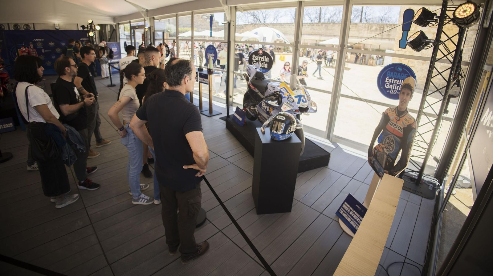 Motos, vino y literatura: búscate en el ambiente del centro de Jerez el sábado del Gran Premio de Jerez 2025