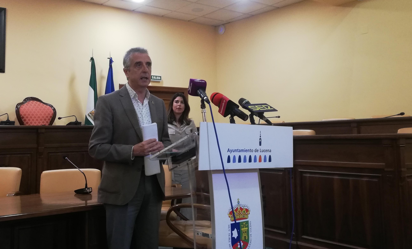 Juan Pérez y Teresa Alonso, durante su comparecencia.