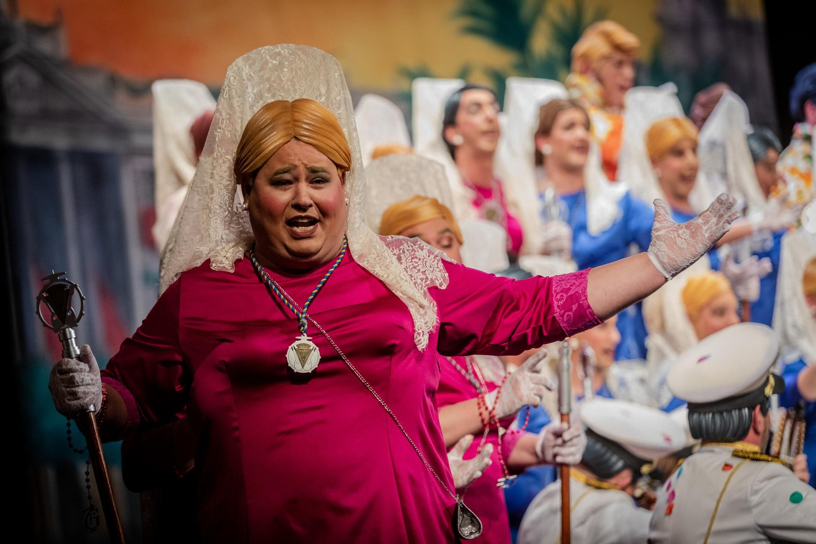 El coro 'Siguiendo tus pasos, Cádiz' abrió la séptima función