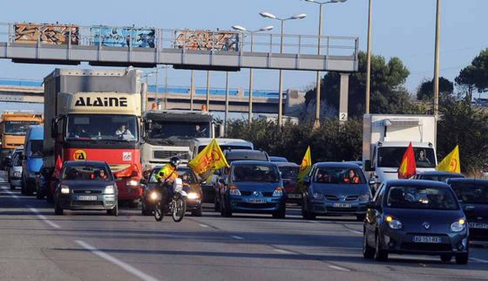 Los franceses se echan a la calle para que Sarkozy no eleve la edad de jubilación.

Foto: AFP