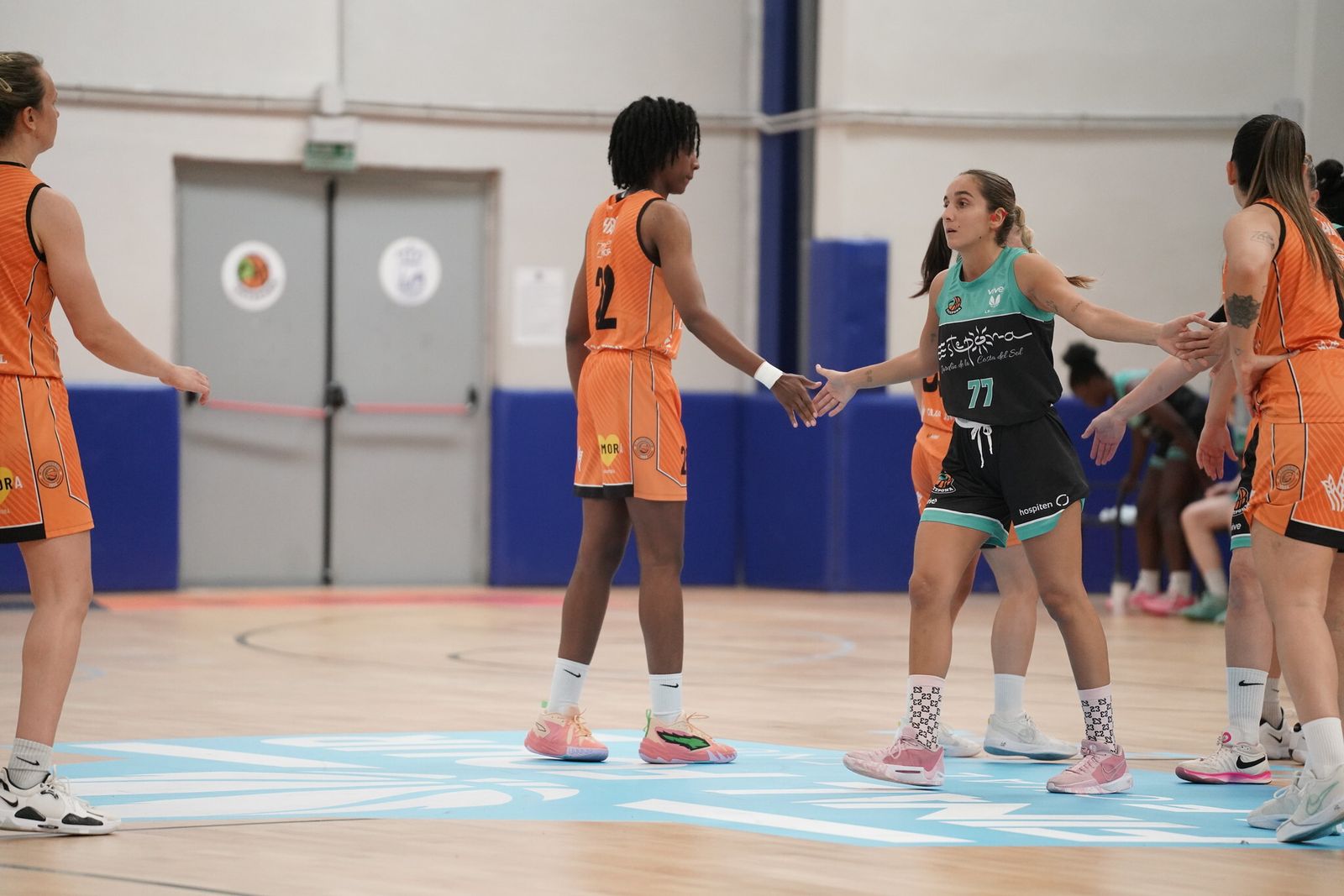 Ambientazo en Estepona para la Final Four de ascenso a Liga Femenina