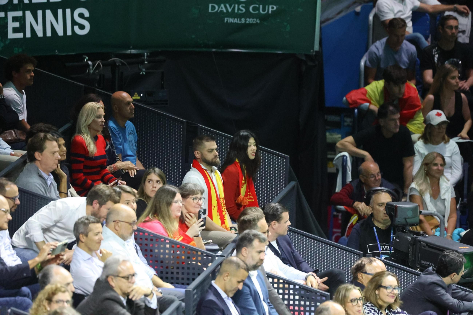 Búscate en las gradas del Carpena en la Copa Davis de Málaga