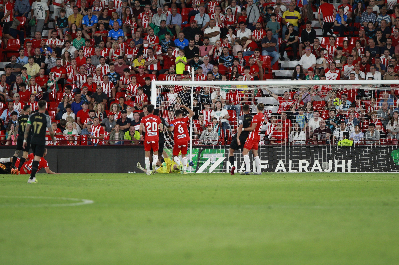 Imágenes del partido U.D. Almería-Elche C.F.