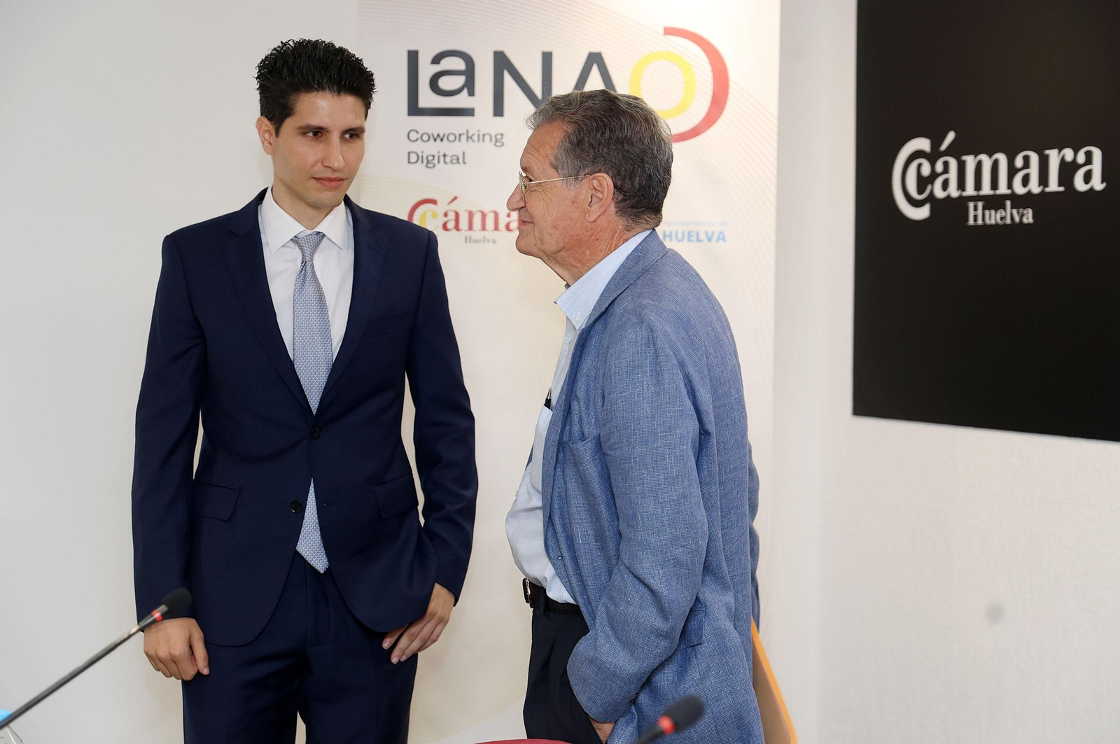 Fotógrafo ALBERTO DOMÍNGUEZ. La Nao, Aeropuerto. Huelva (44).JPG