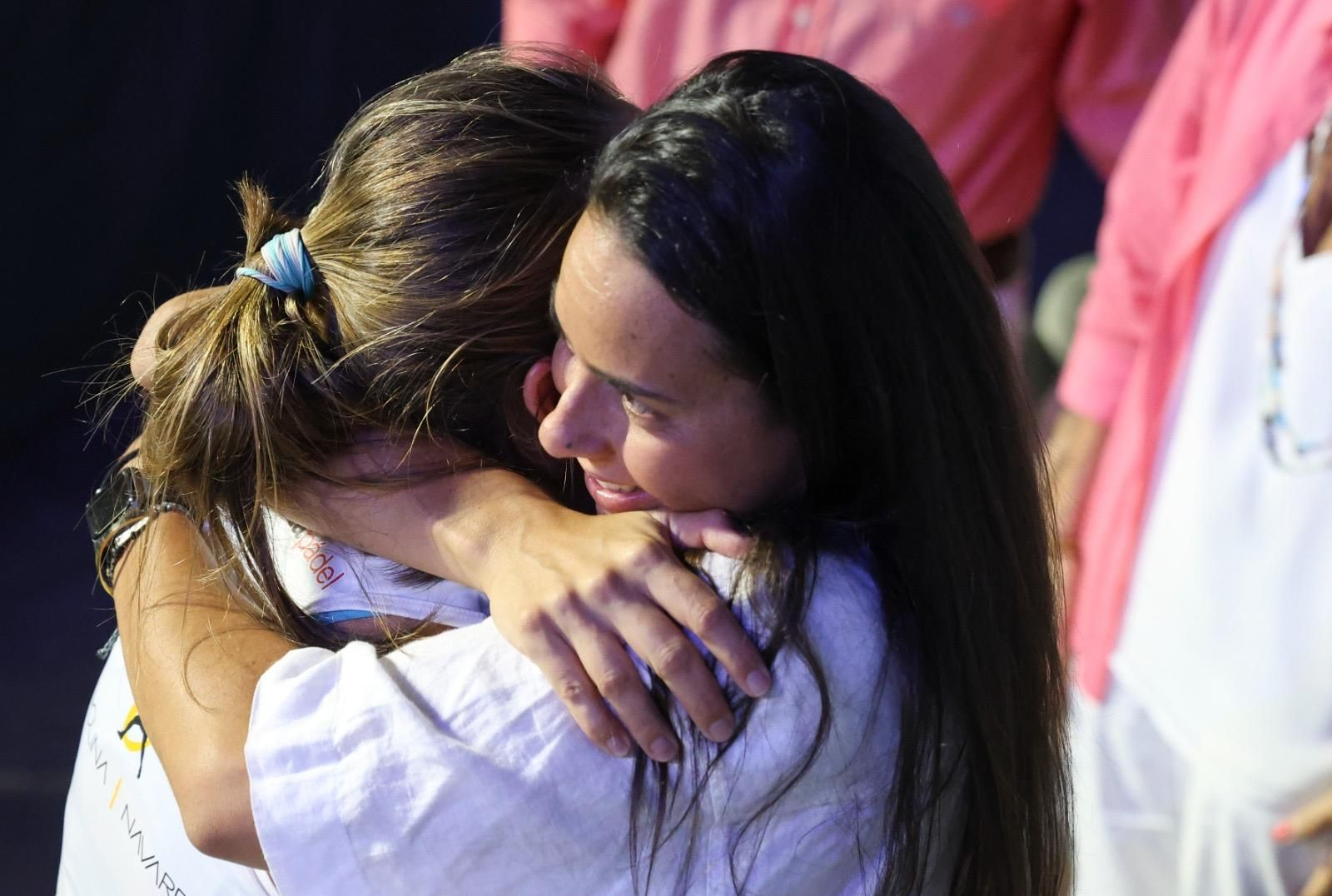 El adiós de la reina Carolina Navarro en Málaga