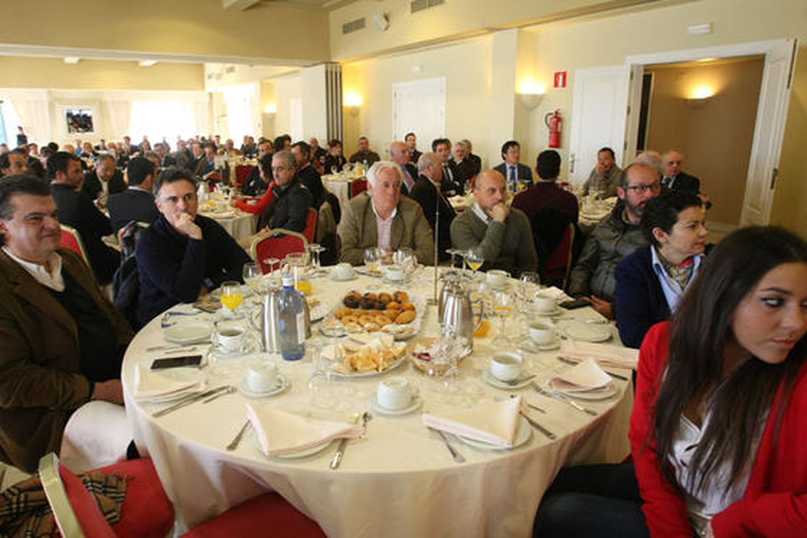 Josef Christian Herrijgers, Daniel Márquez, Serafín Bustamante, Aarón Bustamante, Ismael Argenta, Maribel Gago y Ana Luque.

Foto: Paco Guerrero