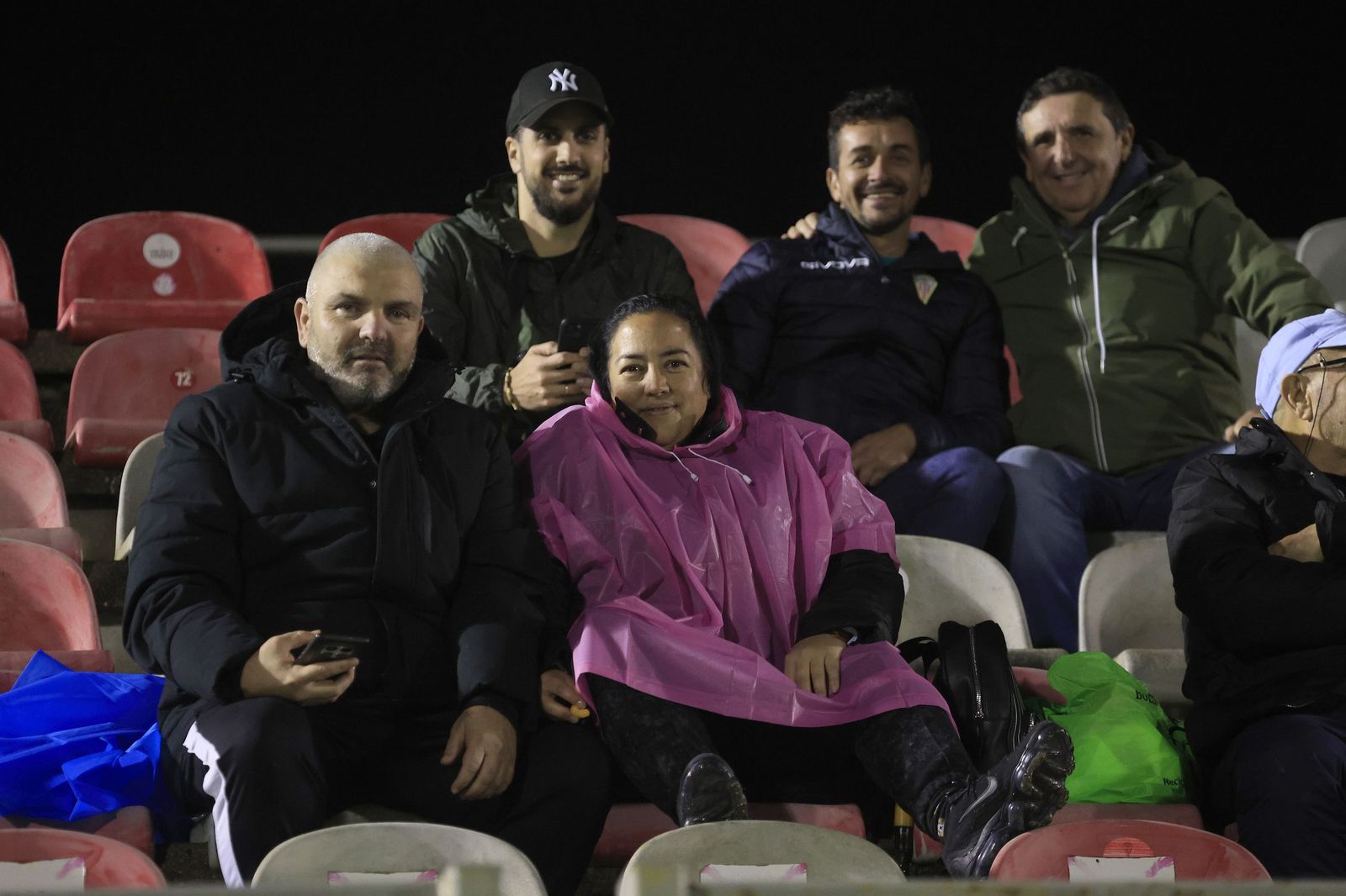 Búscate en el Nuevo Mirador durante el Algeciras - Sevilla Atlético de Primera Federación