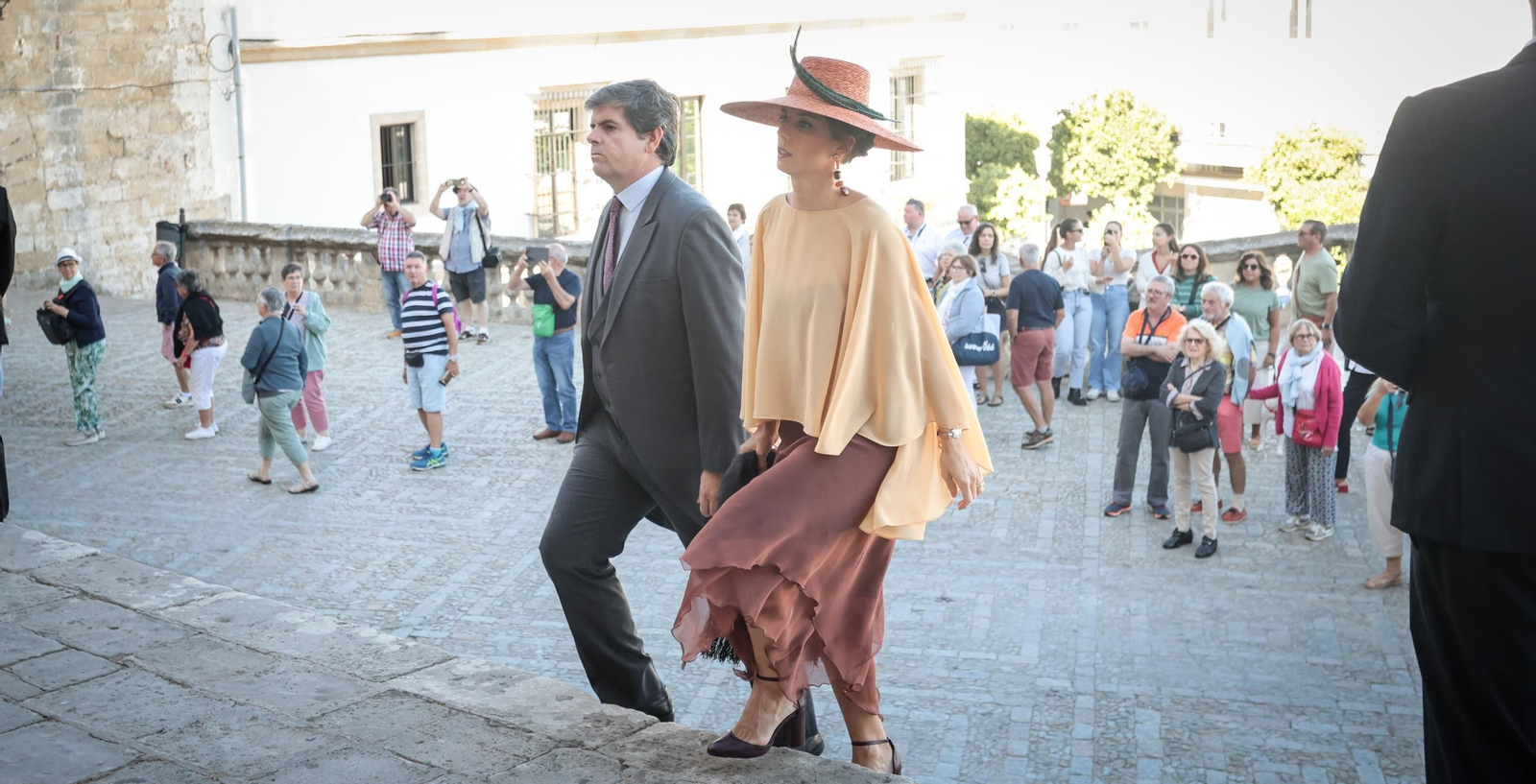 Imágenes de los asistentes a la boda de Ana Cristina Portillo Domecq en la Catedral de Jerez Imágenes de los asistentes a la boda de Ana Cristina Portillo Domecq en la Catedral de Jerez