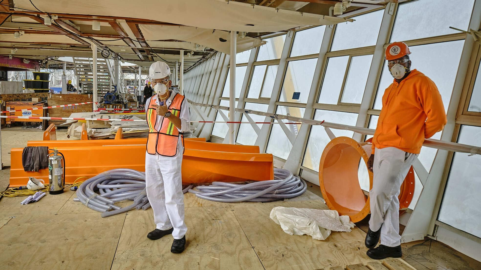Obras en el buque 'Oasis of the Seas' Obras en el buque 'Oasis of the Seas'