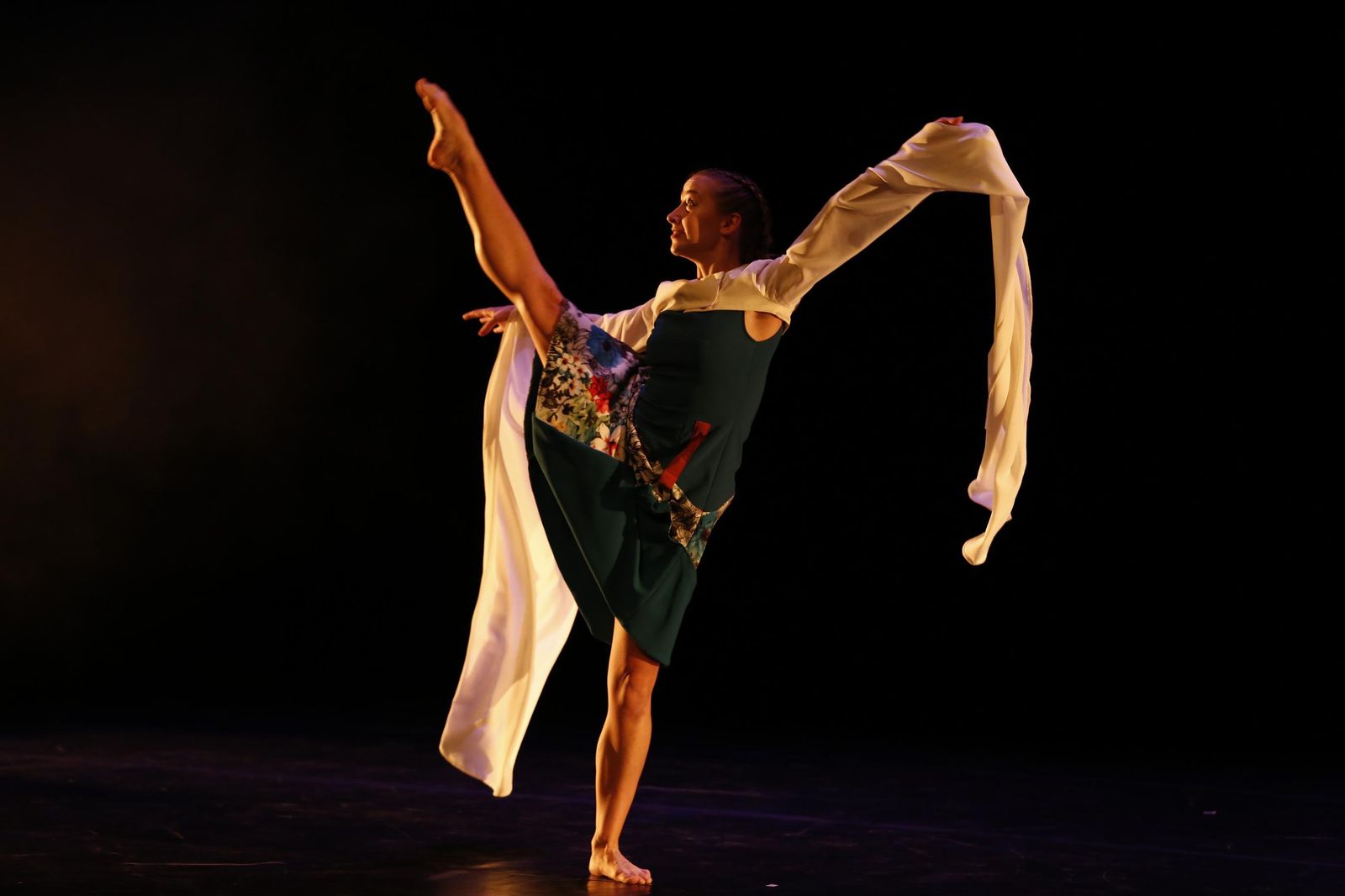 'Nudos', danza contemporánea para un público familiar