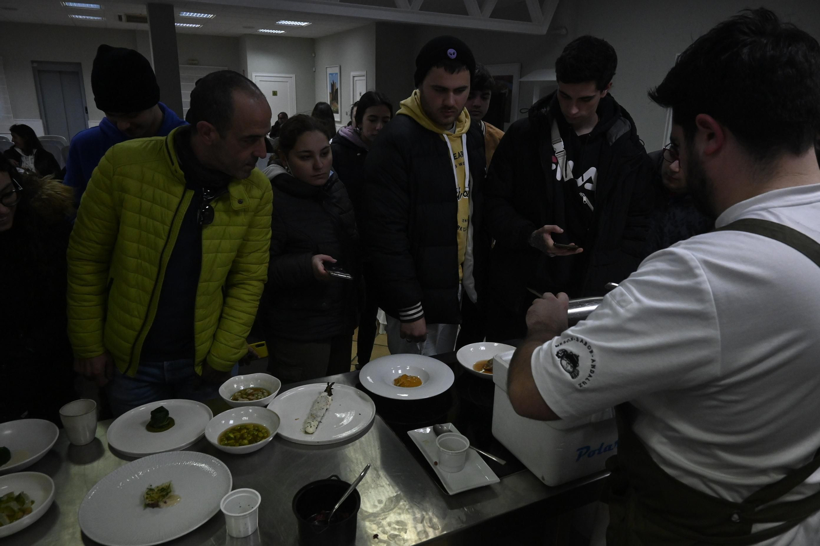 Jornada de cocineros en la Escuela de hostelería Virgen de Belén, en imágenes