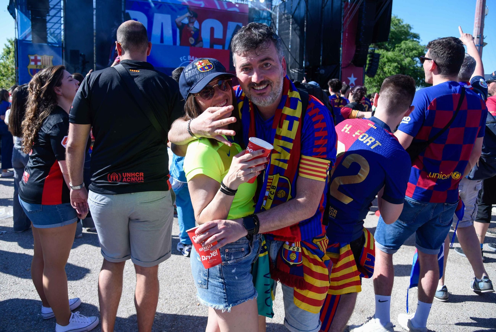 Ambiente en la Fan Zone del Barcelona