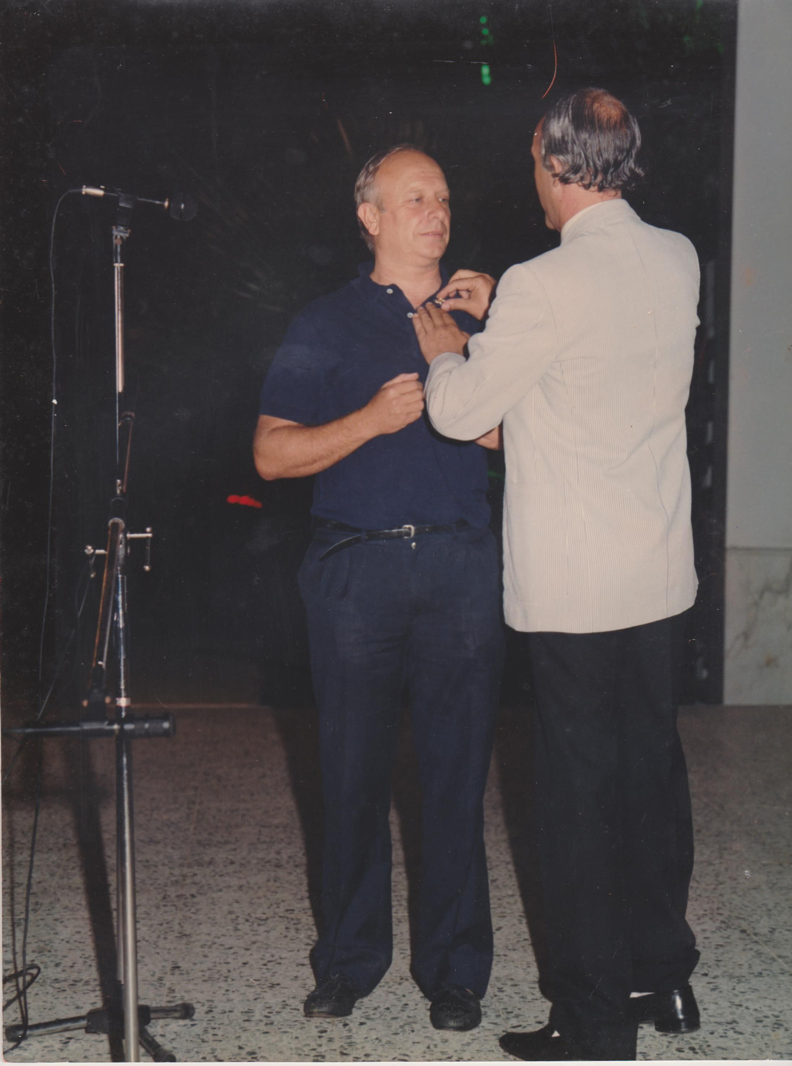 Julio Iglesias, Lola Flores o Camarón en Huelva: Las imágenes más inéditas del famoso Club Raúl de Lepe