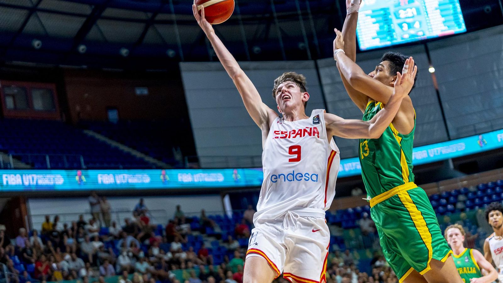 Sergio de Larrea, durante el Mundial sub 17 en el Carpena.