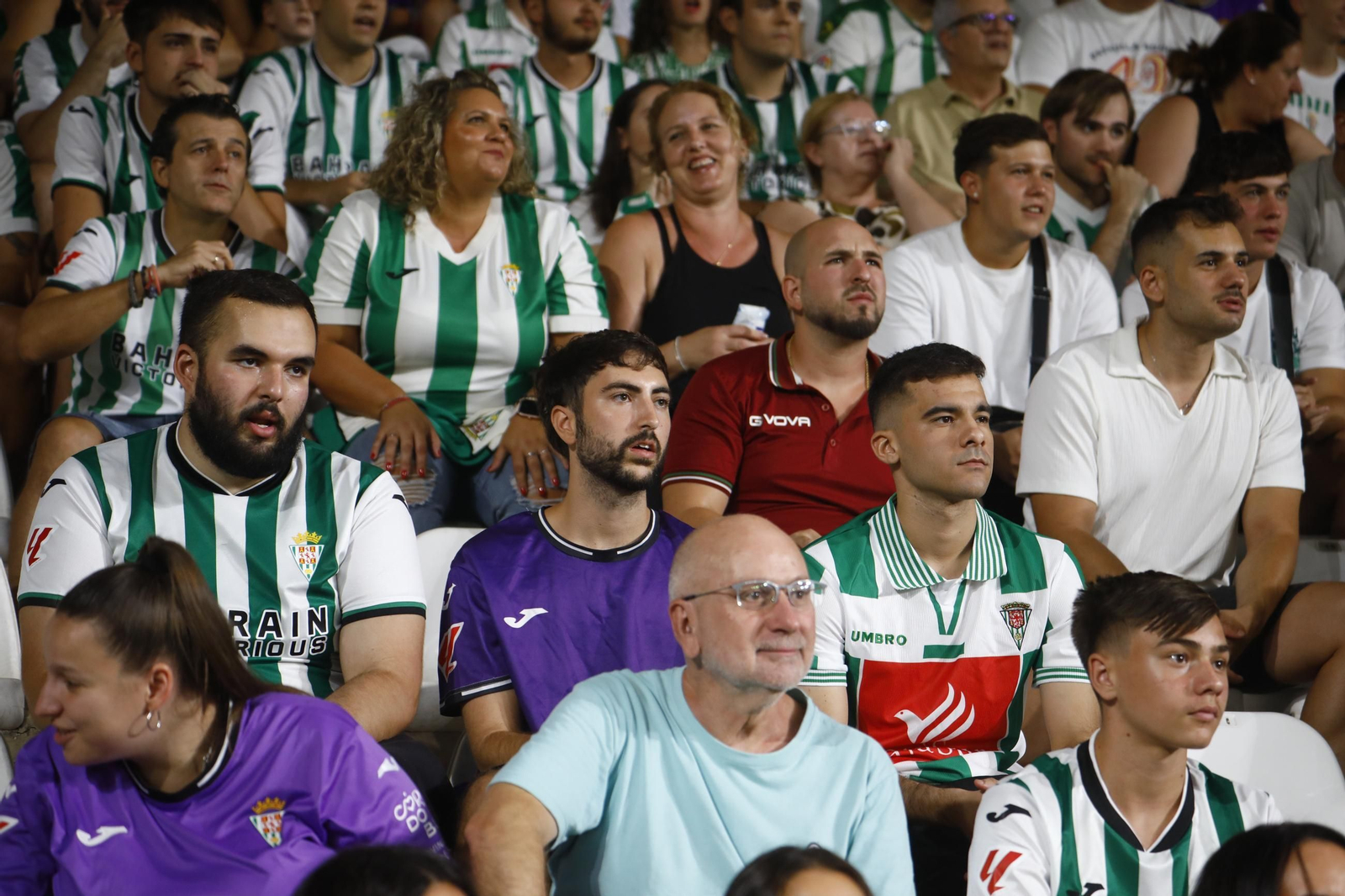 Las mejores fotos del ambiente en El Arcángel para el Córdoba CF - Castellón
