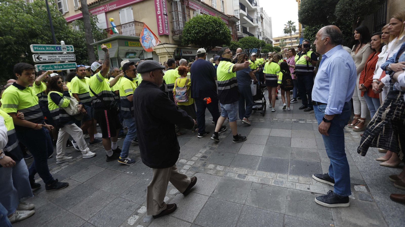 La plantilla de Acerinox celebra una nueva manifestación en Algeciras, en imágenes