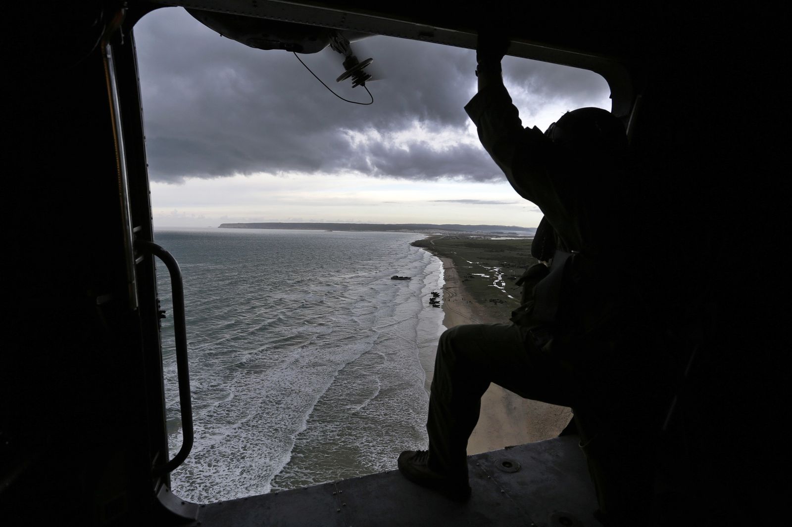 Maniobras Gruflex 61 de la Armada en el Retín