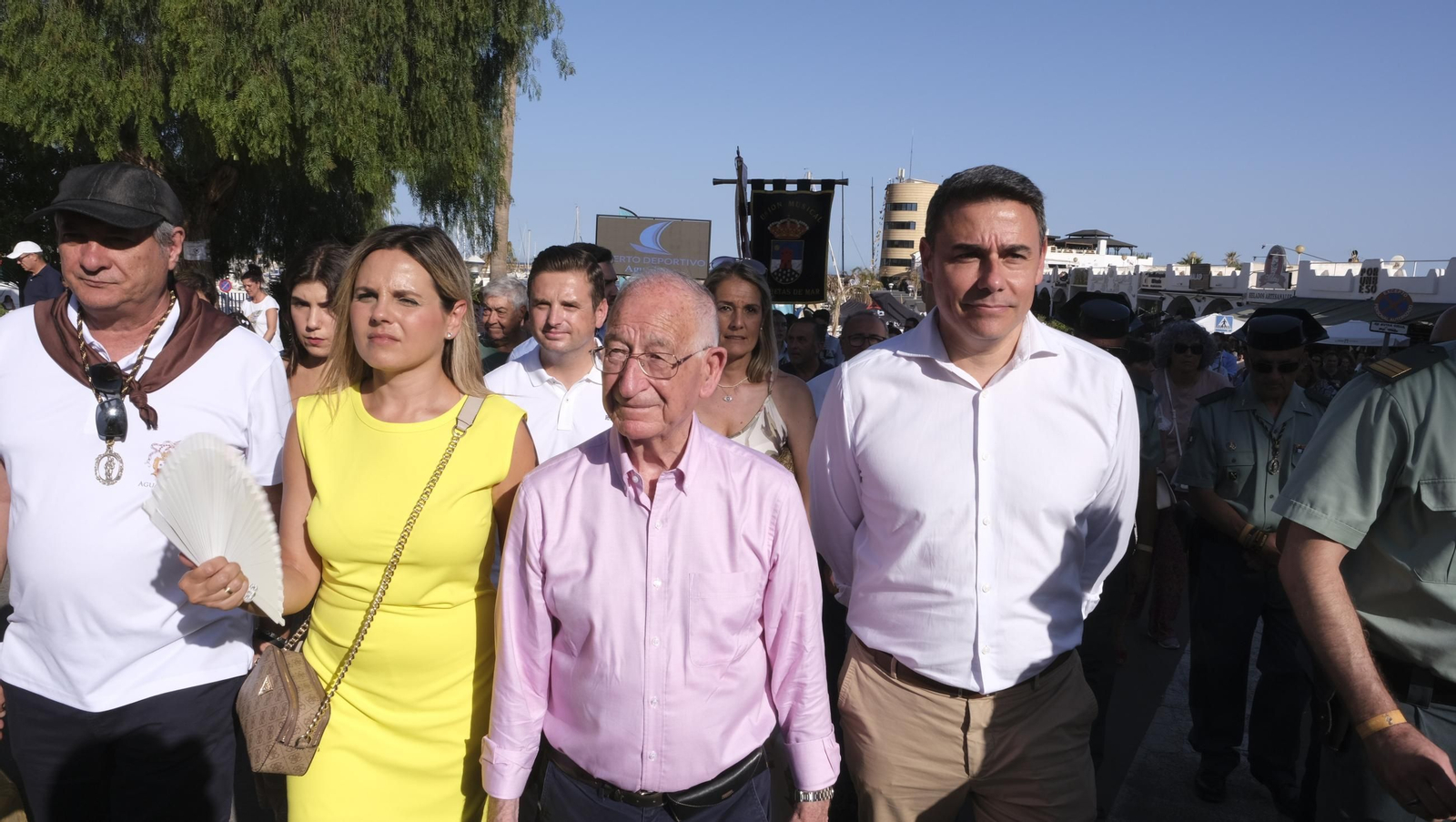 La procesión marítima de la Virgen del Carmen en Aguadulce, en imágenes