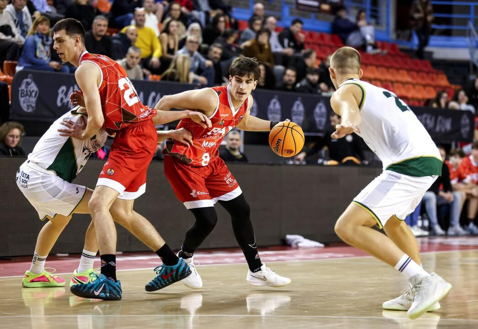 Liga U22: El Unicaja rozó la épica en Manresa con Moller y Butajevas descomunales