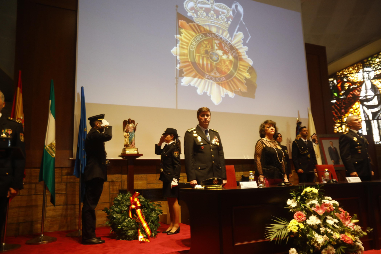 Las fotografías de la celebración en Córdoba de los Santos Ángeles Custodios, patrones de la Policía Nacional