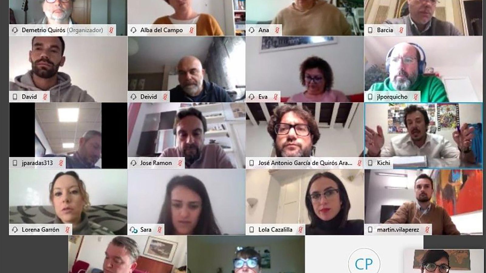 El equipo de crisis municipal, en pleno trabajo de coordinación