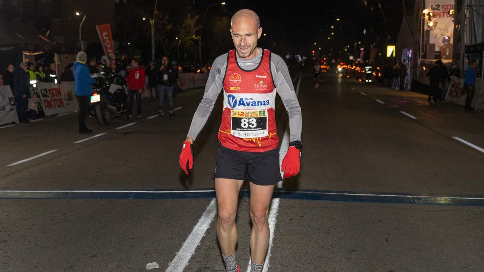 En imágenes: la élite del atletismo mundial despliega su calidad en la Carrera de San Antón de Jaén