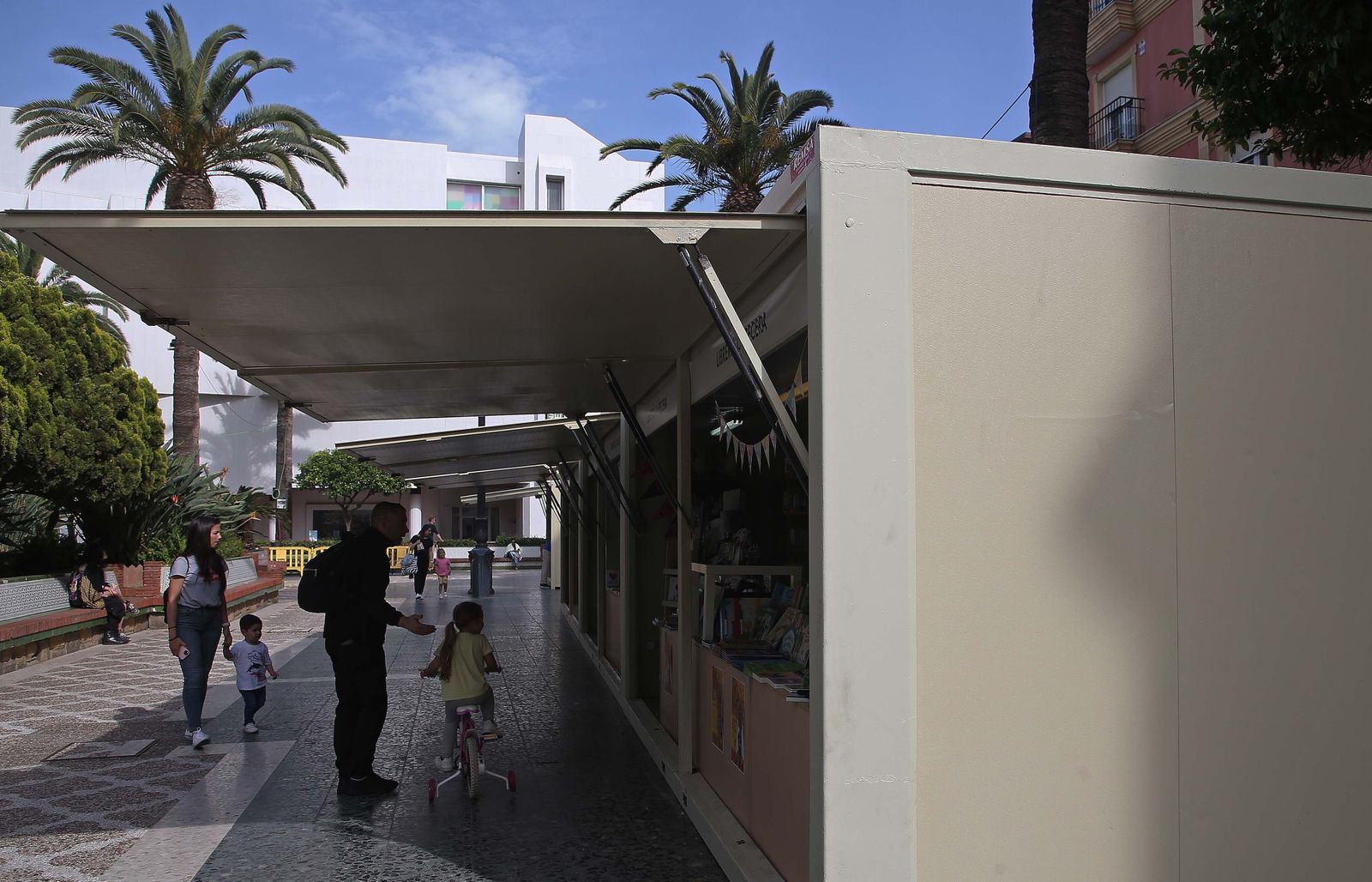 Fotos de la Feria del Libro de La Línea