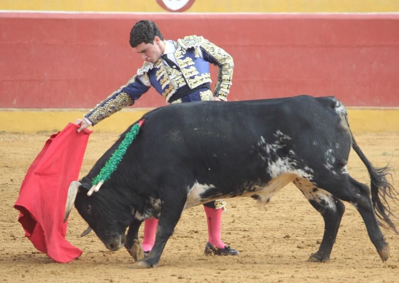 Diego Vázquez, El Melli y Ángel Delgado actúan esta tarde en Niebla