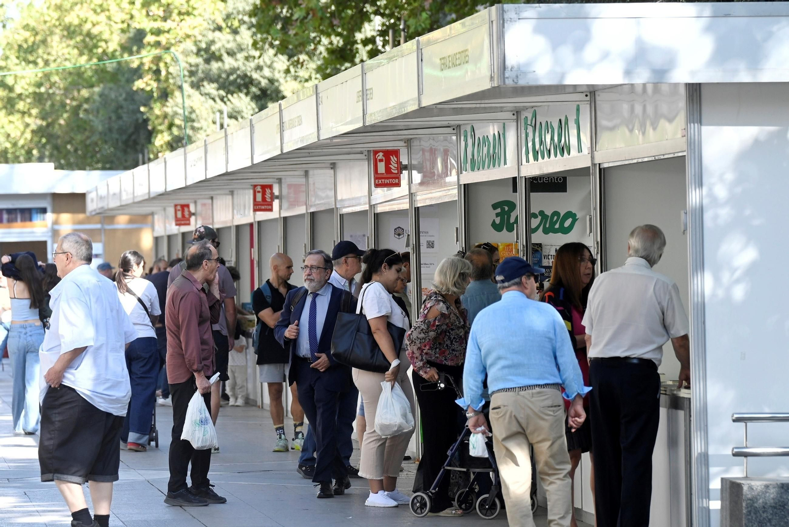 Las mejores imágenes de la inauguración de la Feria del Libro de Córdoba en su 50 aniversario