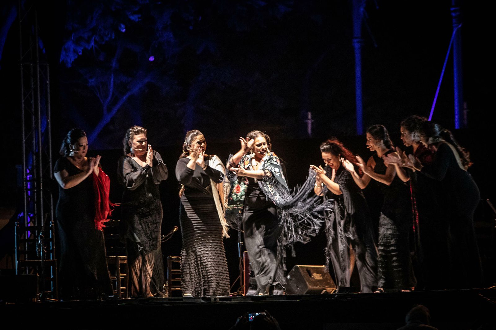 'Reevolución, ellas en el cante'