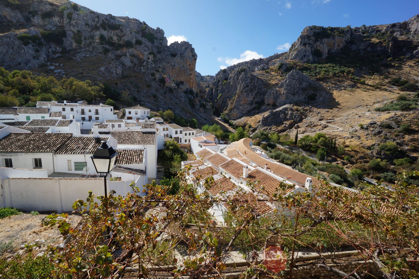 Las fotografías de un paseo por Zuheros, el municipio de Córdoba que resiste libre de covid