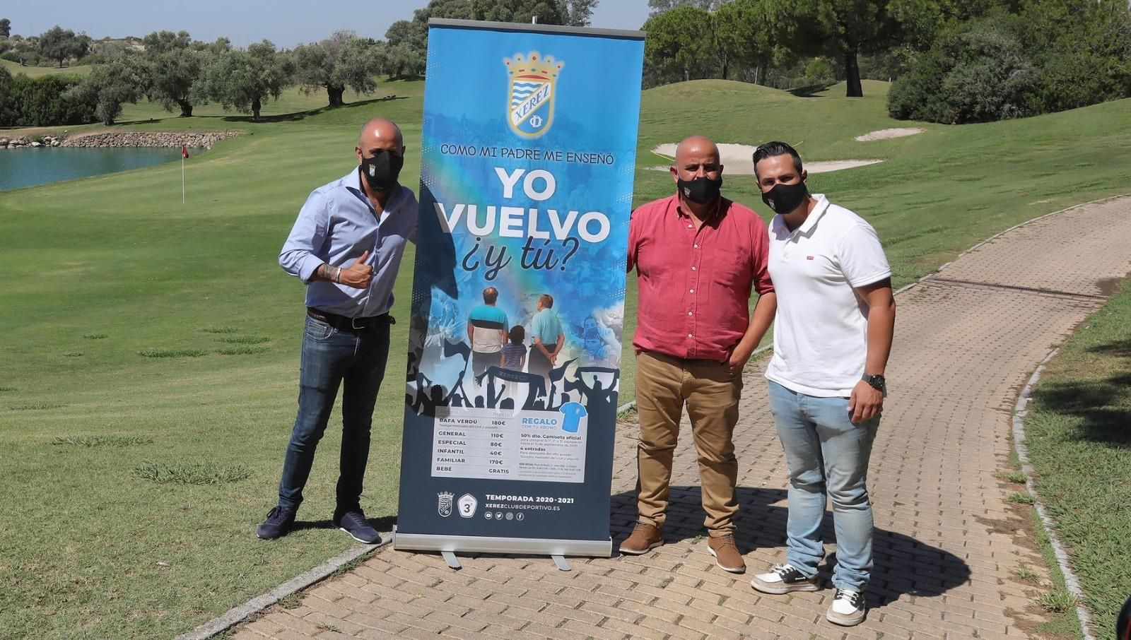 Juan Luis Gil, José Luis Mateos y Juan Díaz, en Montecastillo tras la presentación de la campaña de abonados.