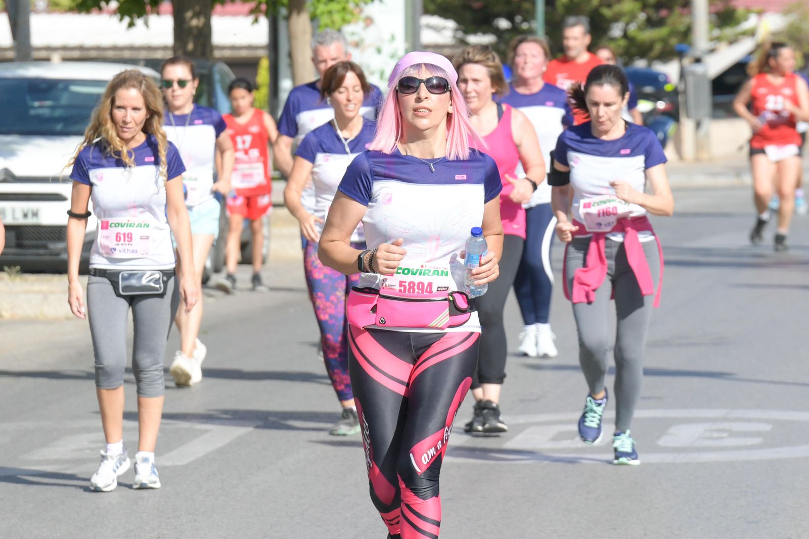 Las imágenes de la Carrera de la Mujer de este domingo en Granada