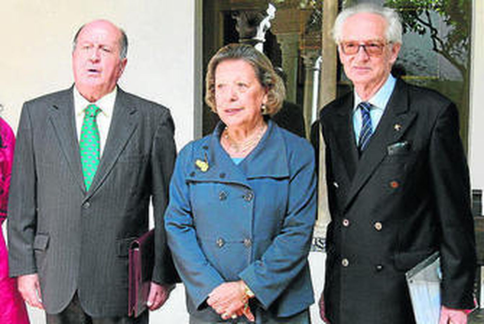 Juan Manuel Albendea, Enriqueta Vila y Andrés Amorós, en el acto.