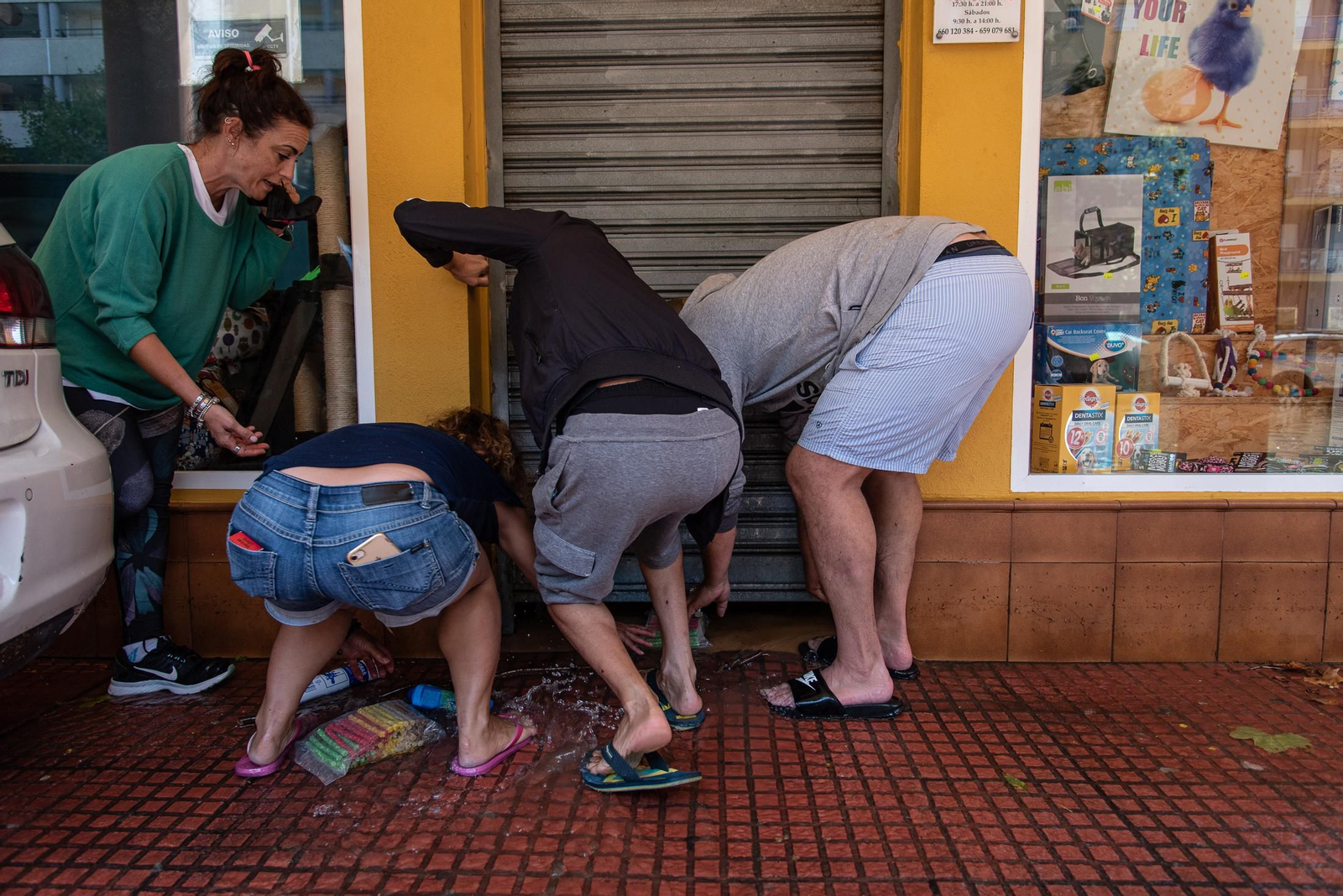 Imágenes de las inundaciones causadas por la lluvia en Isla Cristina