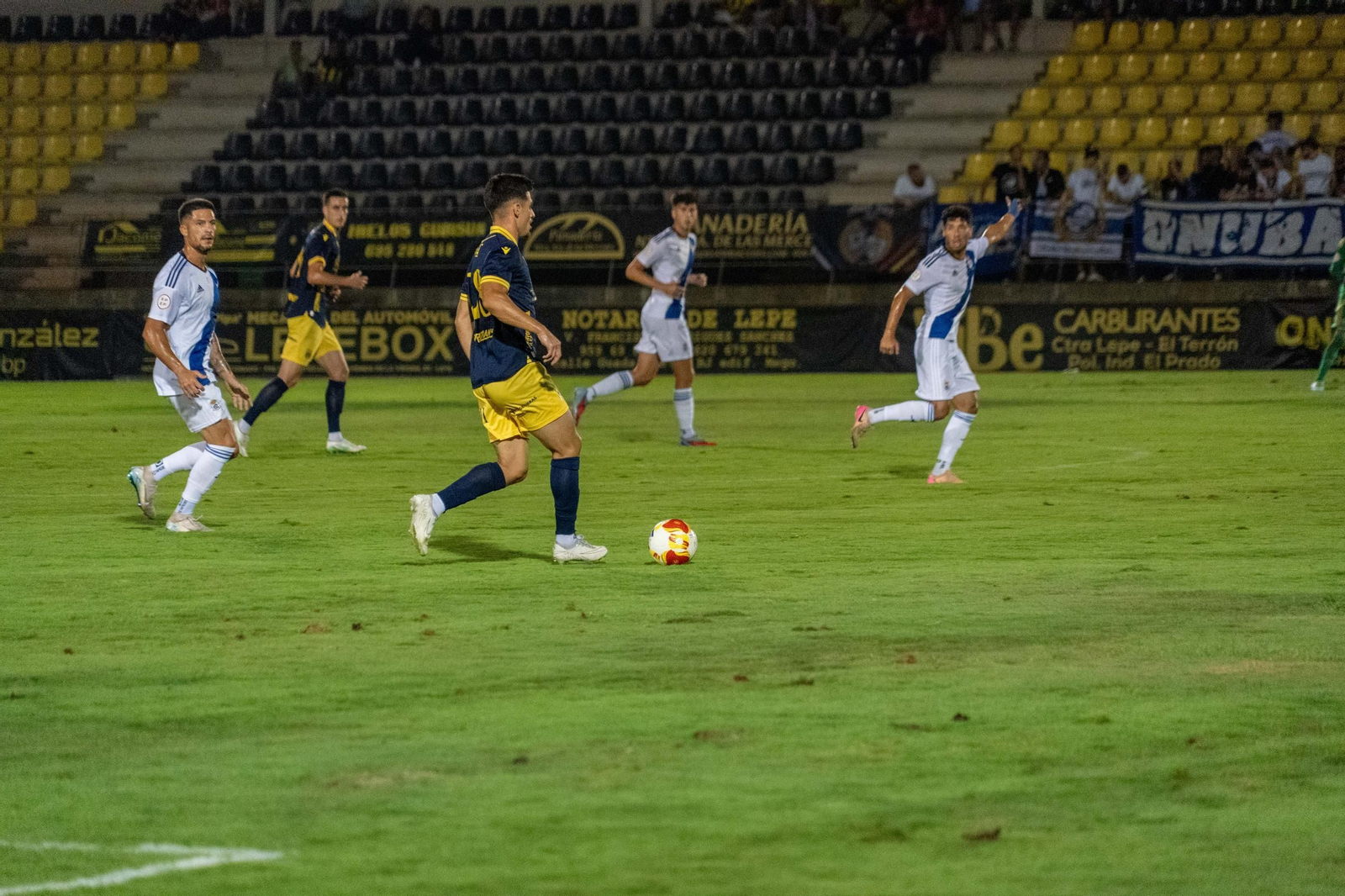 Imágenes del partido AD Merida - Recreativo de Huelva del Trofeo de la Bella