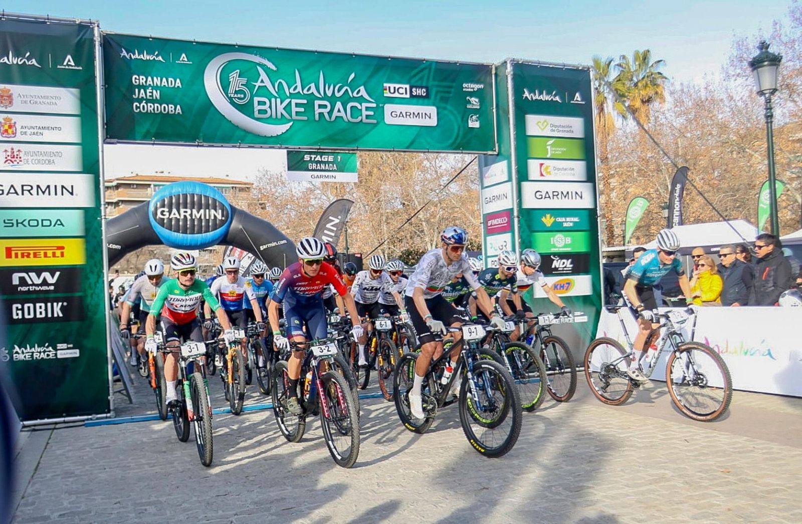Las mejores imágenes de la primera etapa de la Andalucía Bike Race