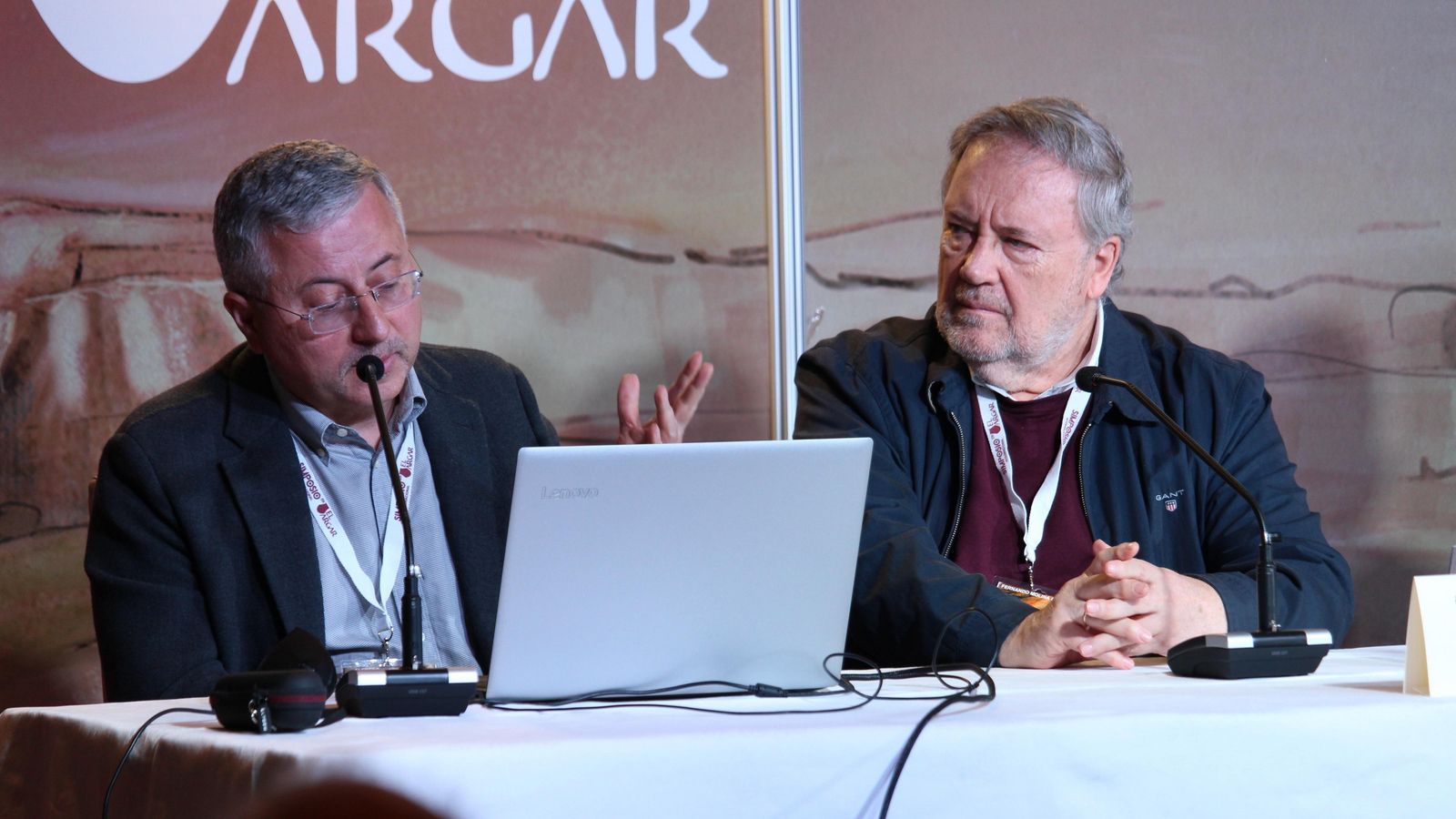 Los investigadores Alfredo Mederos y Fernando Molina en su paso por el simposio de Antas.