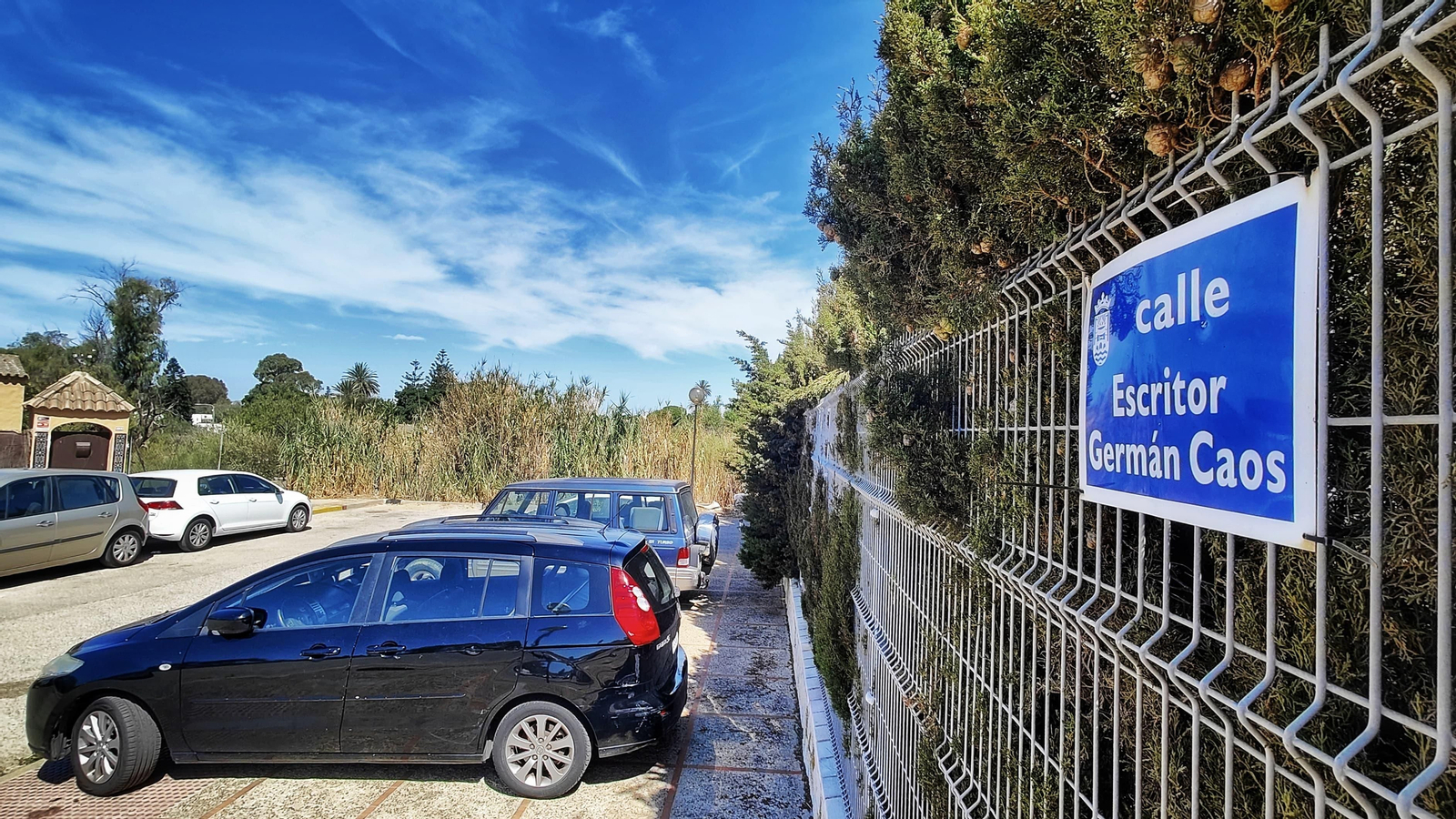 Final de la calle Escritor Germán Caos.
